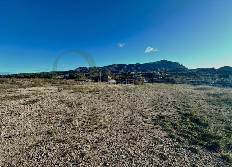 Foto cc941413-849d-4d68-99f5-6d669f94eccf. Terreny residencial a Tibi