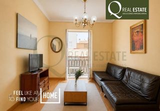 Flat  Calle calle susana llaneras. Piso en el centro tradicional de alicante con 141 m2, 5 dormitor