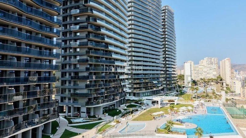 Foto 1ce9baaa-fb5e-448a-a07f-1651ff8d6203. Piso icono de lujo en costa blanca diseño hitech, vistas infinitas al mar y máxima privacidad en Benidorm