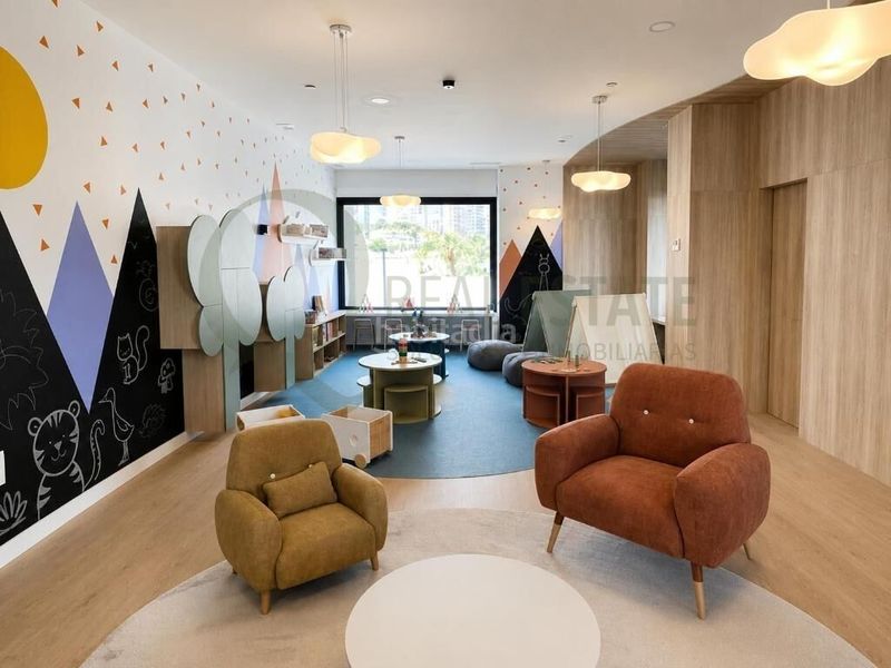 Foto a4b6cff5-b85c-4f05-a04a-c4c30d19c061. Piso icono de lujo en costa blanca diseño hitech, vistas infinitas al mar y máxima privacidad en Benidorm