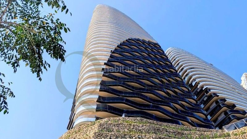 Foto ec5ce044-9492-4e46-b078-b83e713f9abf. Piso icono de lujo en costa blanca diseño hitech, vistas infinitas al mar y máxima privacidad en Benidorm