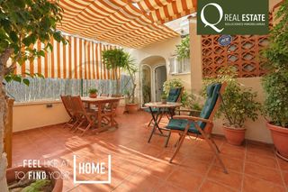 Casa  Calle calle boga. Casa familiar en cabo de las huertas con jardín, terrazas y pisc