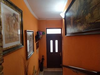 Etagenwohnung  Ra otero pedrayo. Vivienda con bajo comercial