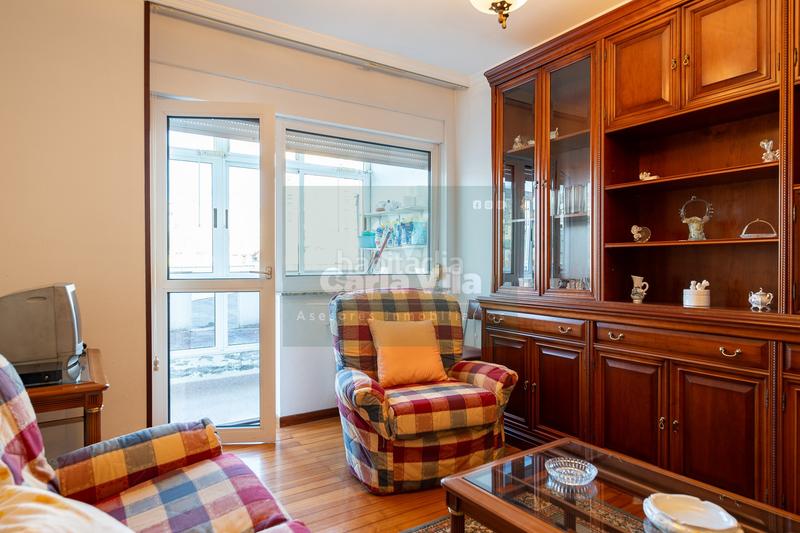 Foto 21d891a5-fd97-4bfe-a11e-0601b54dc1aa. Piso amplitud y buenas condiciones en plena plaza fonte do rei en Lugo