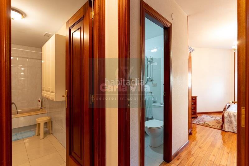 Foto 2b68096a-dc10-4bbc-9c38-4d8bab01eb0e. Piso amplitud y buenas condiciones en plena plaza fonte do rei en Lugo