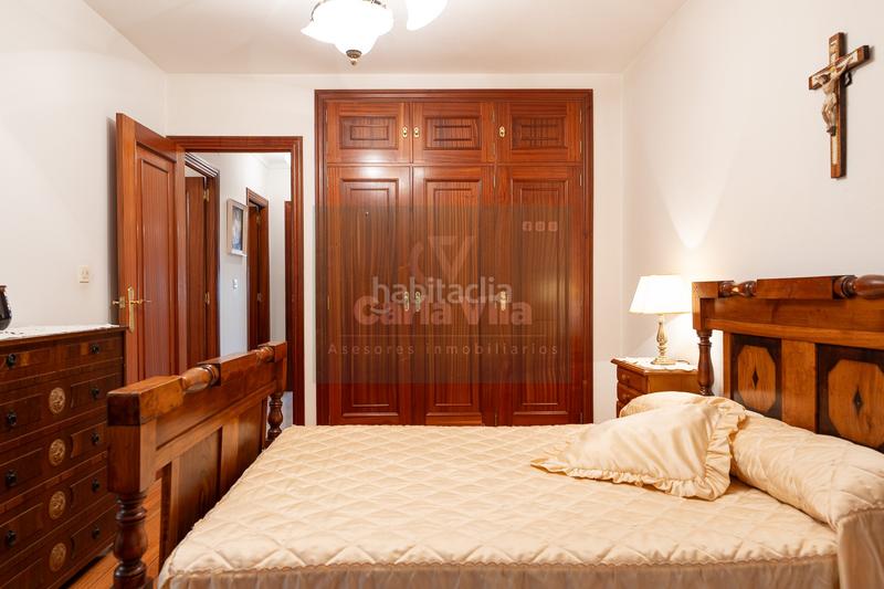 Foto 37bc2963-eaa1-40cd-9ca8-65070dff0fa8. Piso amplitud y buenas condiciones en plena plaza fonte do rei en Lugo