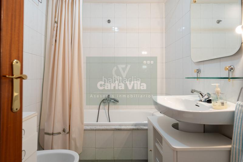 Foto 5c9ebd1d-52c2-46ec-84a1-e098a13e6cd7. Piso amplitud y buenas condiciones en plena plaza fonte do rei en Lugo