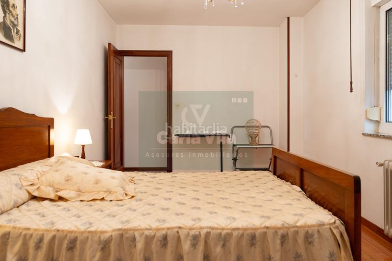 Foto 71c1bdd4-c917-45dd-8fae-0b9e08f63392. Piso amplitud y buenas condiciones en plena plaza fonte do rei en Lugo