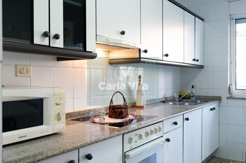 Foto b141f251-d600-402e-9a0b-6e40bc1e6221. Piso amplitud y buenas condiciones en plena plaza fonte do rei en Lugo