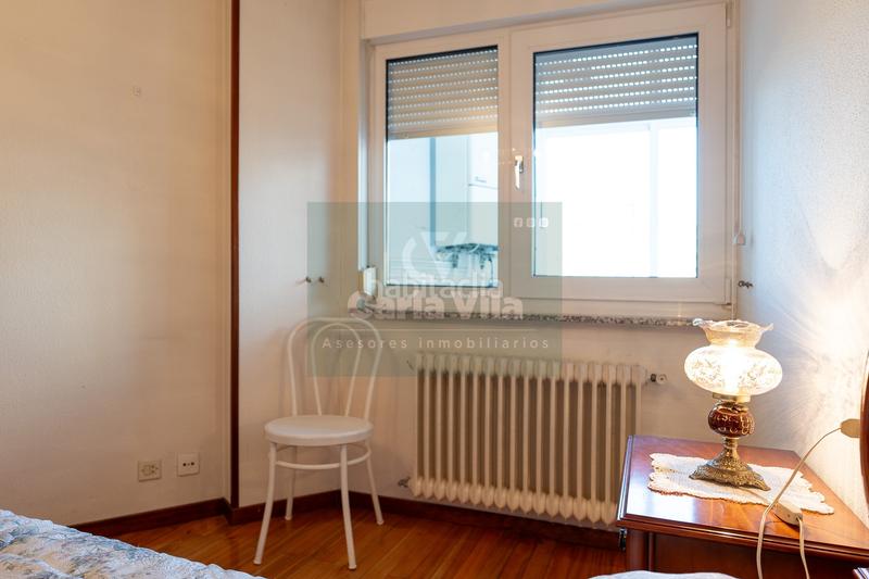 Foto c05a2bb7-6cc2-4752-bac0-f78678e0c643. Piso amplitud y buenas condiciones en plena plaza fonte do rei en Lugo