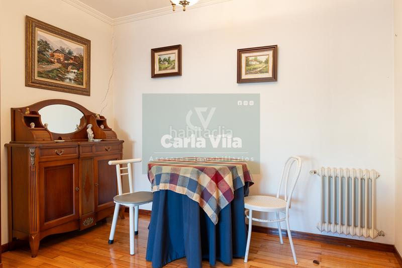 Foto c5d86795-9cb6-4f79-929a-21bc05c336d7. Piso amplitud y buenas condiciones en plena plaza fonte do rei en Lugo