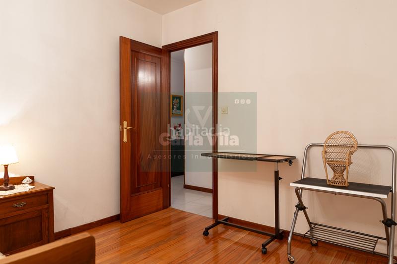 Foto dcd52e5b-3de2-40ed-9f71-0e61c6d51796. Piso amplitud y buenas condiciones en plena plaza fonte do rei en Lugo