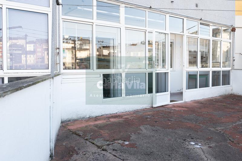 Foto ee76212f-5e01-456b-9d5d-bd4d18ef1fa4. Piso amplitud y buenas condiciones en plena plaza fonte do rei en Lugo