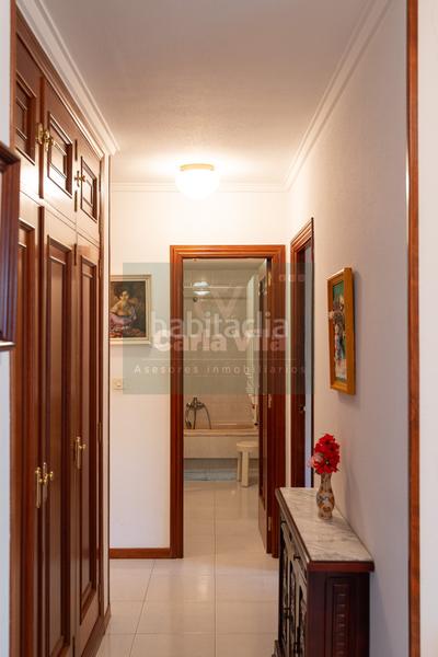 Foto f3be0beb-7f53-4ee2-a448-c8c06ead2ee2. Piso amplitud y buenas condiciones en plena plaza fonte do rei en Lugo