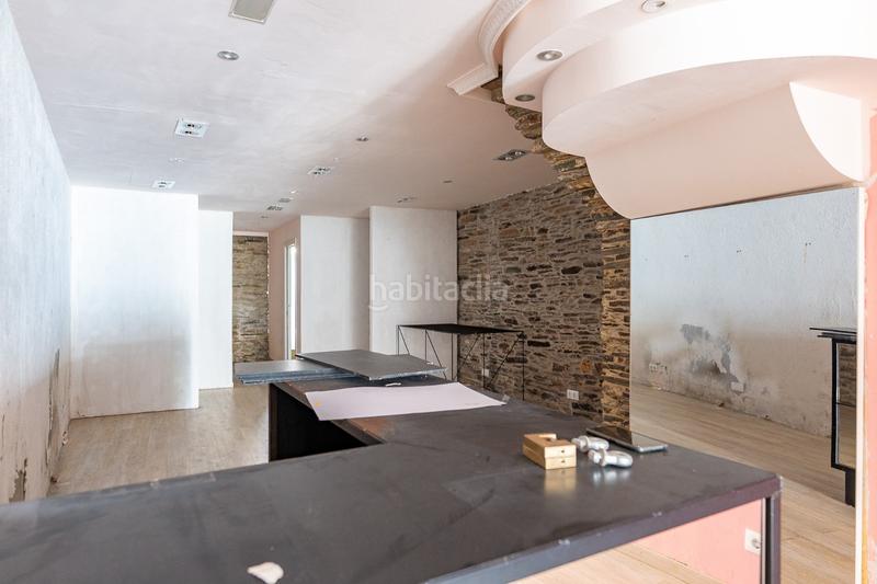 Foto e8127f66-ecb8-4699-b33c-68e115b89385. Alquiler local comercial local en rúa san pedro en Lugo