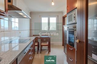 Dúplex  Rúa illas cíes. Dúplex a estrenar con 2 plazas de garaje, terraza y dormitorio e