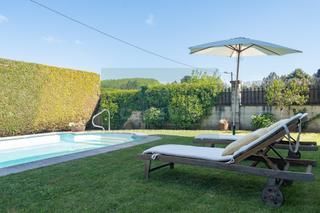 Chalet  Lu-p-2906. Chalet con piscina a 3 minutos de la ciudad
