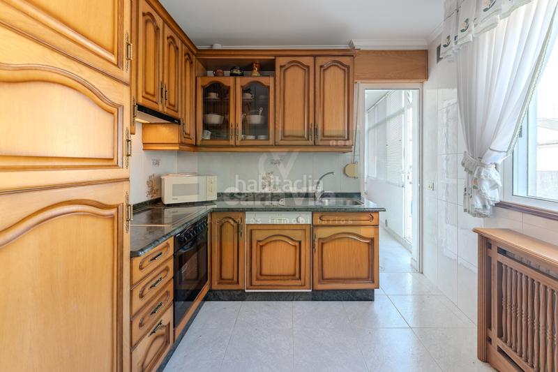 Foto ef965956-54ee-4af6-9204-cd911bb16fcf. Appartamento con riscaldamento parcheggio in A Milagrosa Lugo