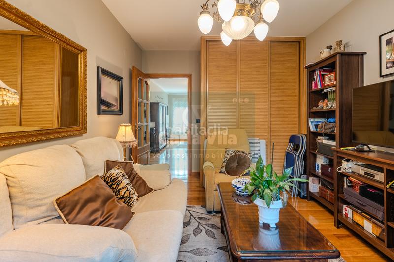 Foto 33ae1a09-ada6-477e-b4f9-6fc73971cba7. Dúplex  en estado envidiable, con dormitorio en planta baja en Lugo