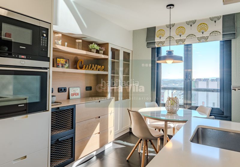 Foto cabf102b-3397-41c6-8baa-a6f247404844. Rent flat with heating parking in San Roque - As Fontiñas Lugo