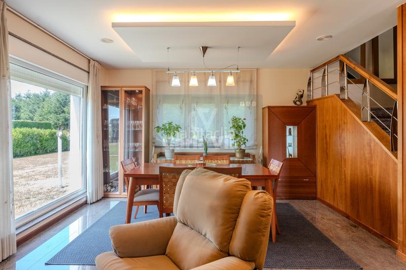 Foto 77b78ae6-bdb7-4a43-975c-f1834eb5680d. Chalet con riscaldamento parcheggio in Outeiro de Rei