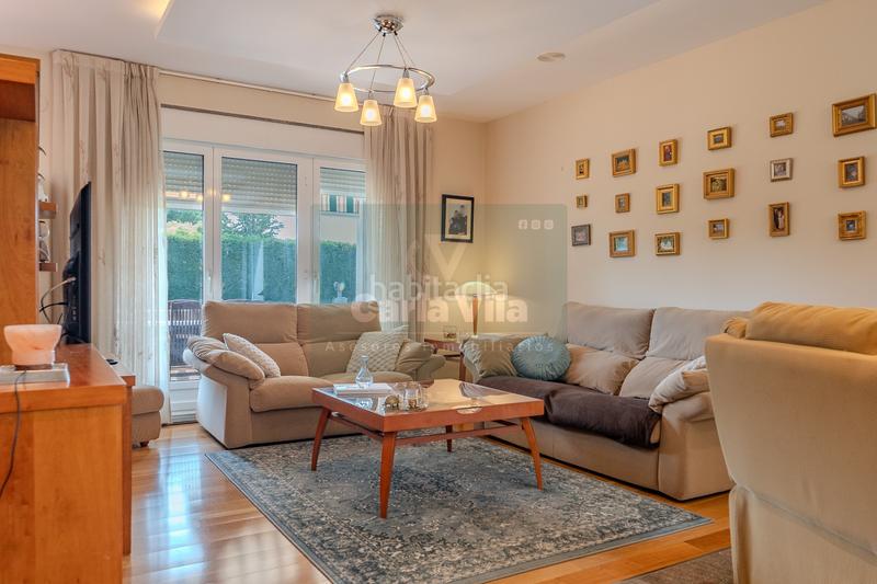 Foto e25184e6-2af4-4977-beb0-b3c986bd7840. Chalet con riscaldamento parcheggio in Outeiro de Rei