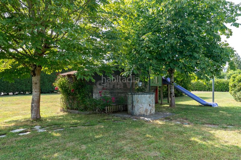 Foto f16af4b1-bd8d-4bad-bd36-50f774edc501. Chalet con riscaldamento parcheggio in Outeiro de Rei