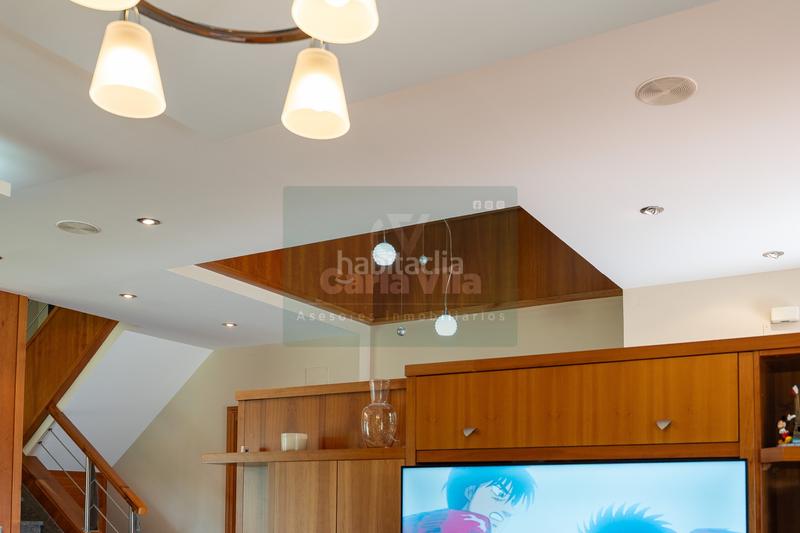 Foto f37fc81f-bbd8-445e-b9b6-503db6d67efb. Chalet con riscaldamento parcheggio in Outeiro de Rei