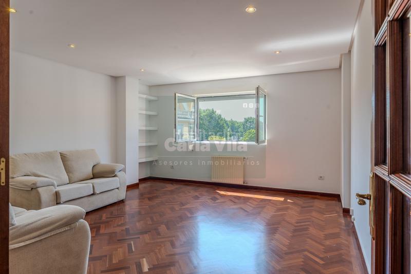 Foto 43137fc3-b6a2-421d-8943-06129bc28f85. Appartement avec chauffage parking dans Fingoi Lugo