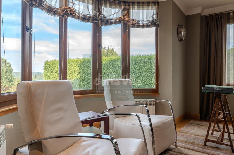 Foto 08cc058a-53a9-483b-b936-6fb55a5ca054. Chalet mit kamin heizung parking pool in Parroquias del Oeste Lugo