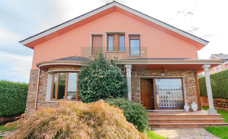 Foto 1eb5ce02-011c-4657-b87e-92b6f5c7e3d4. Chalet mit kamin heizung parking pool in Parroquias del Oeste Lugo