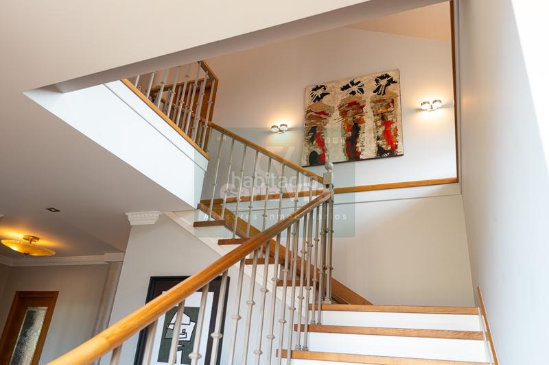 Foto 54069509-e05a-47b9-b8f6-add046b3c780. Chalet mit kamin heizung parking pool in Parroquias del Oeste Lugo