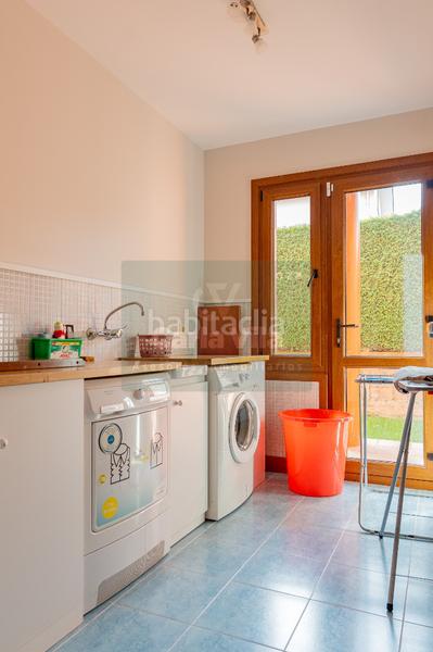 Foto df3abe05-c160-400d-8161-94341cfc973b. Chalet mit kamin heizung parking pool in Parroquias del Oeste Lugo