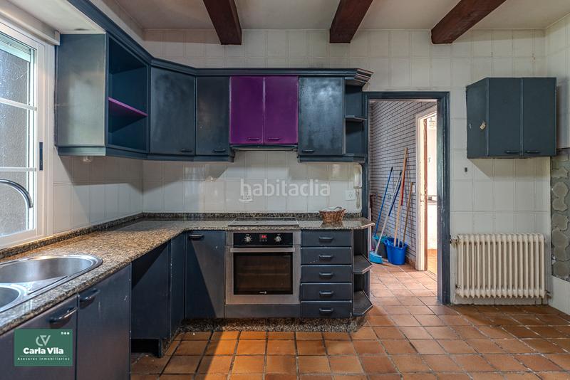 Foto 31a8d1f9-a6e8-448b-a6d3-8eabf18db52d. Chalet avec cheminée chauffage parking piscine dans Lugo