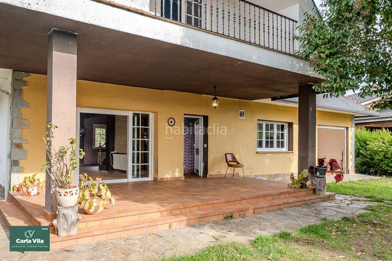 Foto 420c050b-dd28-4ca0-a5ec-a29b29ed62b6. Chalet avec cheminée chauffage parking piscine dans Lugo