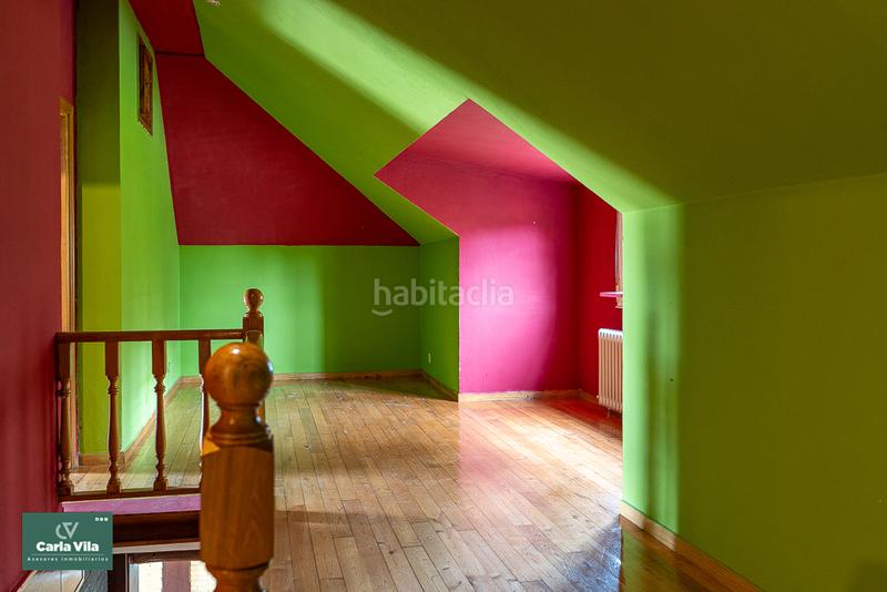 Foto 9a8ea59f-79cf-4f4e-8739-aee5b176da39. Chalet avec cheminée chauffage parking piscine dans Lugo