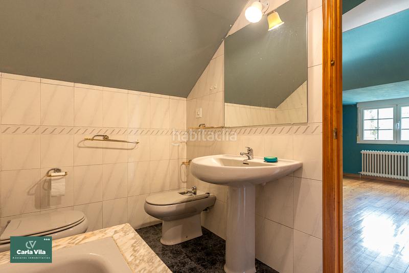 Foto 9d703dfc-88d8-4be0-9007-f5e615c6a7bc. Chalet avec cheminée chauffage parking piscine dans Lugo