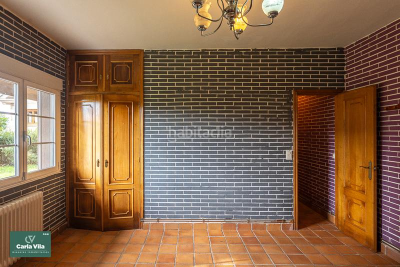 Foto af5831ef-91b8-4be0-bf5b-7b0f6eb5410b. Chalet avec cheminée chauffage parking piscine dans Lugo