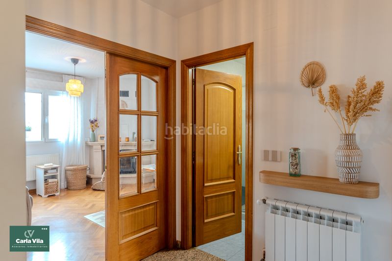 Foto ae1c5ab5-af73-40c6-a0e0-3885c9794b08. Casa aparellada amb xemeneia calefacció aparcament piscina a Lugo