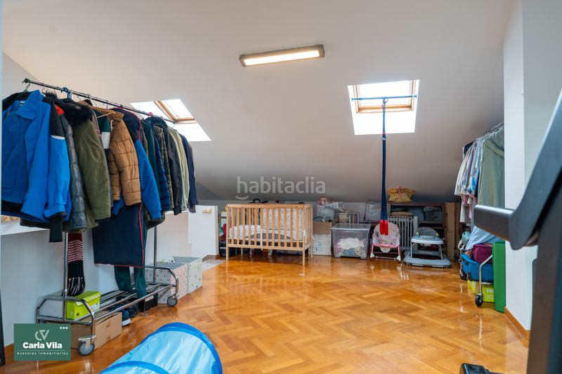 Foto c3f89f0d-1ea2-4505-b6dd-a39ec06269d8. Casa aparellada amb xemeneia calefacció aparcament piscina a Lugo