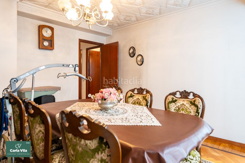 Foto 2cd0c934-39fd-4dfe-9193-6cc7c8af815e. Piso montero ríos. amplitud y terraza en pleno centro en Lugo