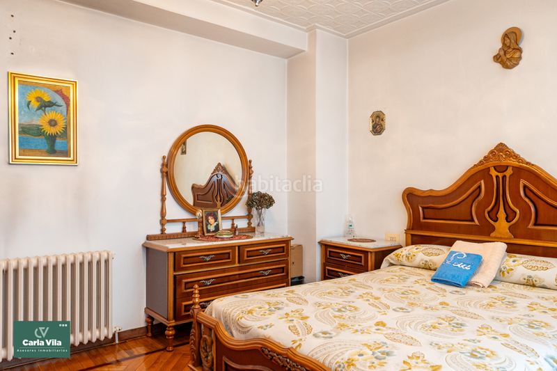 Foto 7c72a254-56a3-415a-b4a5-4c8c3b5d411b. Piso montero ríos. amplitud y terraza en pleno centro en Lugo