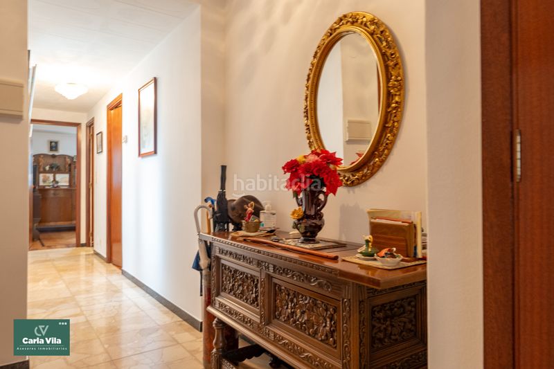 Foto e18345b0-9b78-445b-800a-5587b4b4fa20. Piso montero ríos. amplitud y terraza en pleno centro en Lugo