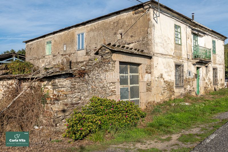 Foto 7f1d8dce-d848-44c4-807a-584ea3795462. Masia amb xemeneia a Parroquias del Este Lugo