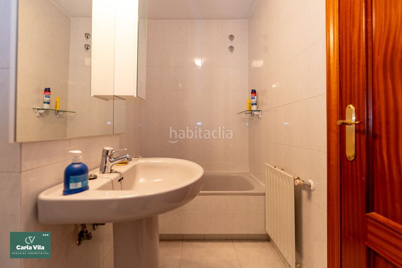 Foto 0a0a1803-3b08-4de9-a3fe-450f0b260c3c. Pis amb calefacció aparcament a Recatelo - O Carme Lugo