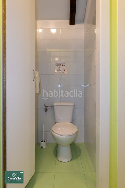 Foto 70238ac3-6094-4d55-b812-79605b918159. Masia amb xemeneia calefacció aparcament a Guitiriz
