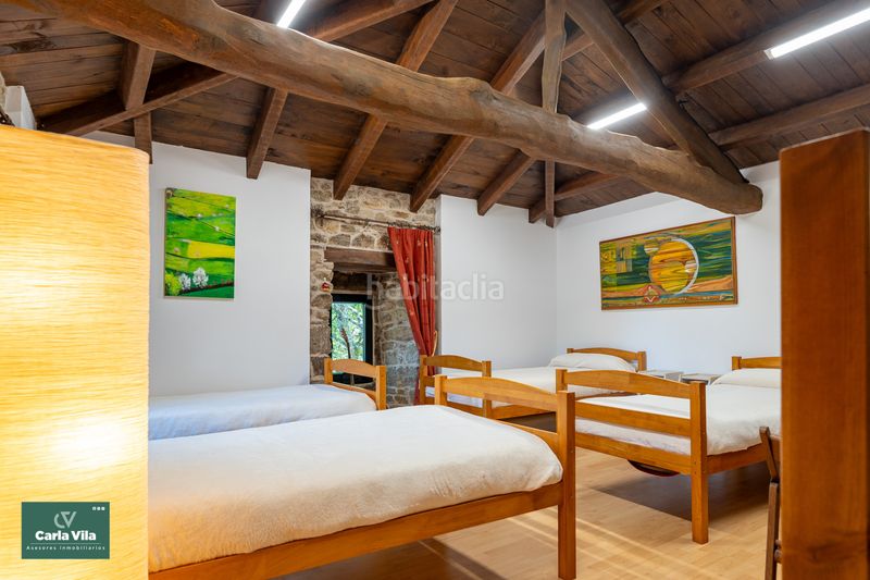 Foto a5bb1586-6f5a-4499-9daa-6d8d373627c8. Masia amb xemeneia calefacció aparcament a Guitiriz