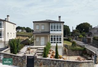 Chalet  Lugar san amaro. Galer�as, granito y luz nueva � chalets de obra nueva en san ama