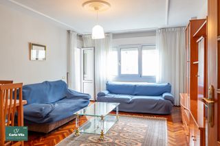 Flat  Rúa castelao. Piso de 3 habitaciones en rúa castelao