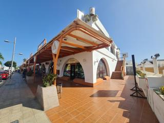 Miete Geschäftsraum in Caleta de Fuste. Se alquila local comercial en caleta de fuste